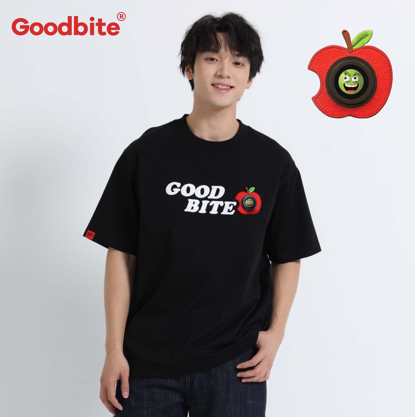 Goodbite Dynamic Floral Emoticons Display Apple T-shirt